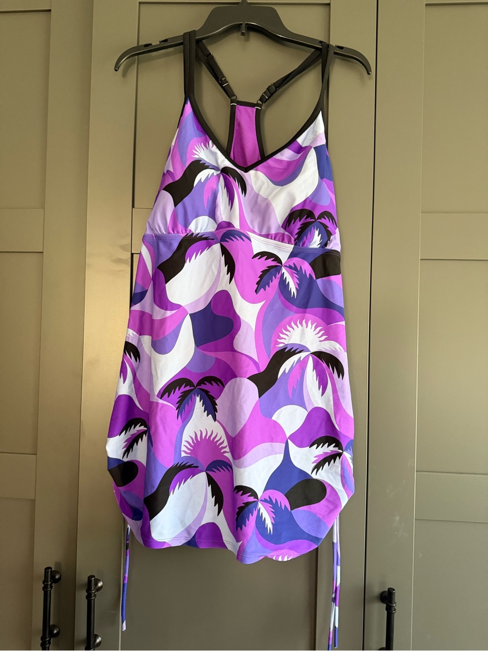 ZeroXposur Purple Swimdress-XXL UPF 30+
LIKE NEW!